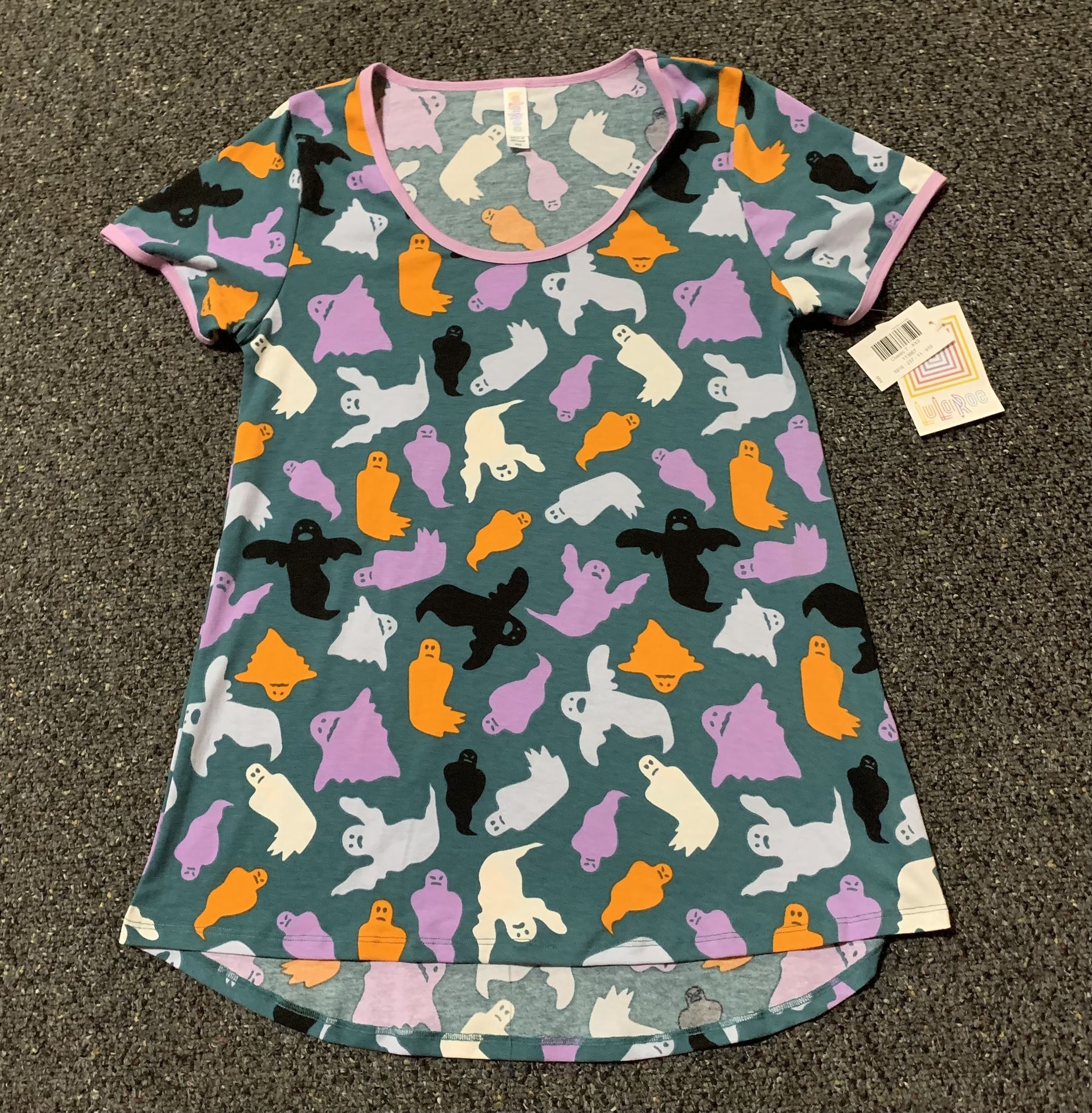 New LulaRoe Classic T womens size XXS (fits size 0) Halloween ghosts shirt 