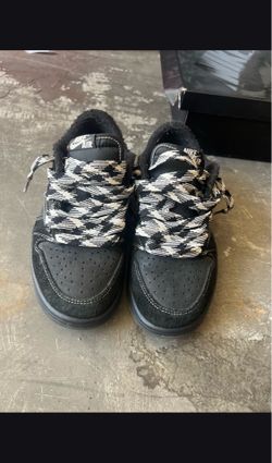Jordan 1 Low Travis Scott