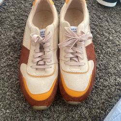 Original Clark’s