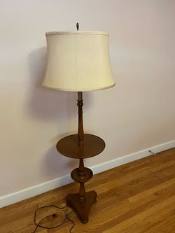Vintage solid wood floor lamp with two tables for sale due to moving. Great condition