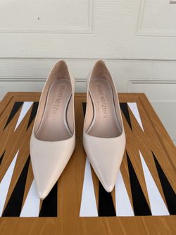 Stuart Weitzman Kitten Pump Heels Woman’s size 8B