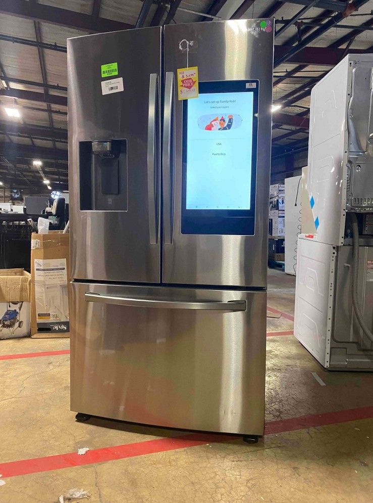 SAMSUNG RF27TSR Family Hub 26.5-cu ft Refrigerator 2GE