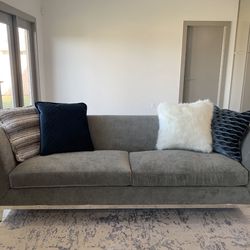 Benhardt Sofa