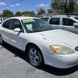 2003 Ford Taurus