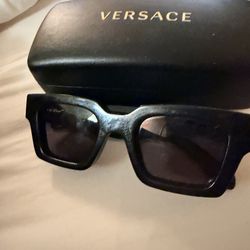 Versace glasses and Meta Al Glasses
