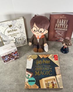 Harry Potter Collection Bundle – Books, Plush & More