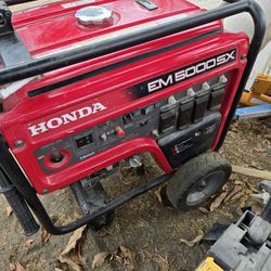 HONDA GENERATORR EM5000 SX