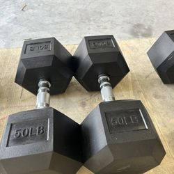 New pair of 50lb rubber dumbbells. NEW IN BOX📦 $100 