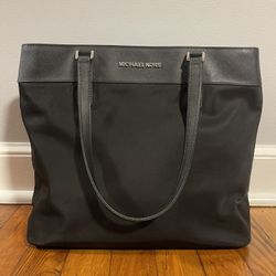 Beautiful Michael Kors Leather Trimmed Tote 