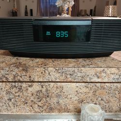 Bose Wave Good Condition No Remove $60.00