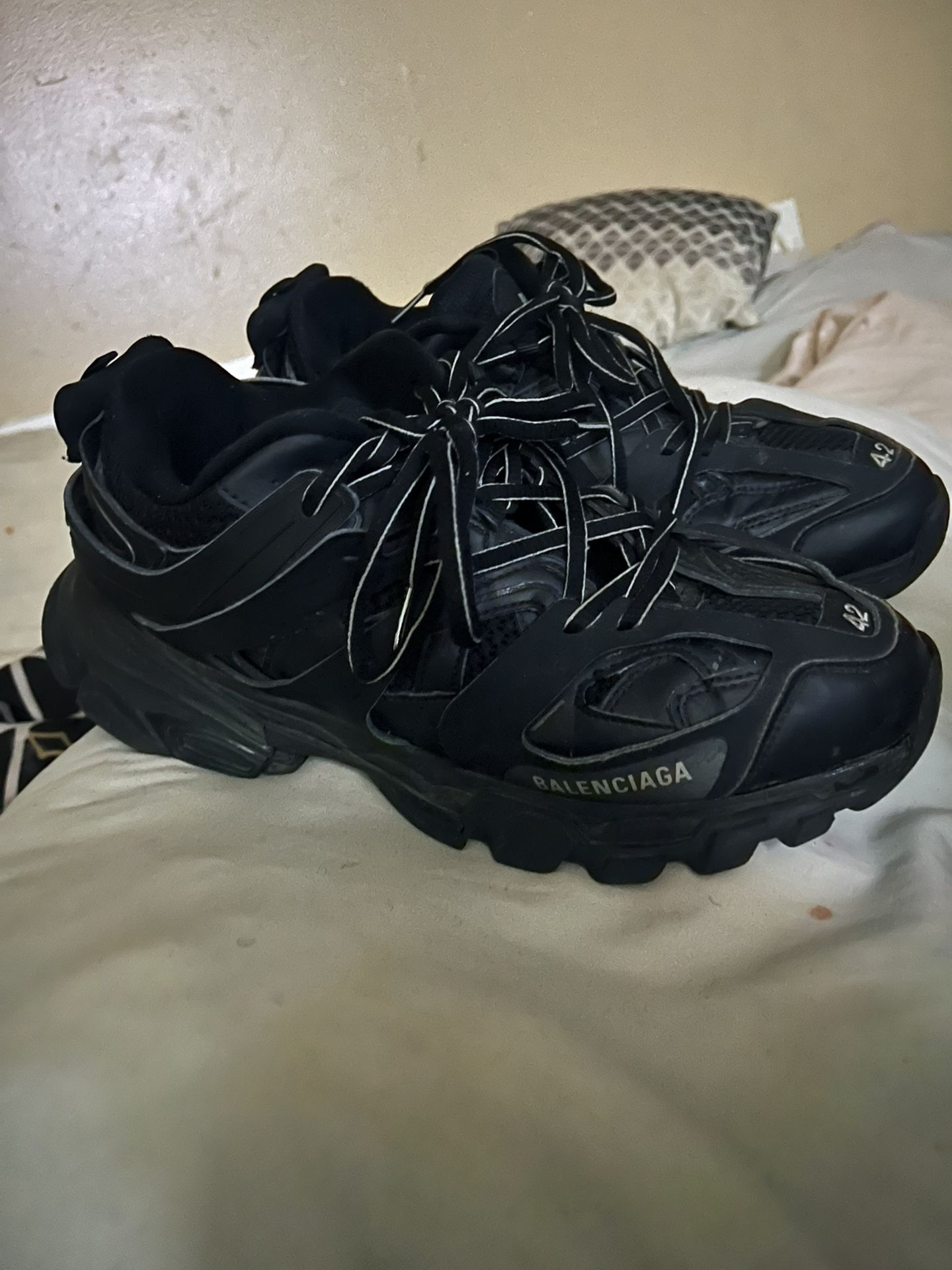 Black Balenciaga Size 42