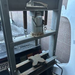 Hydraulic Press
