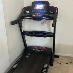 Sole F63 Treadmill