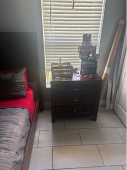 Night stand
