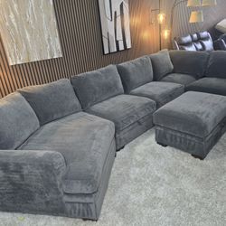 LIKE NEW- Thomasville Merran Fabric Sectional with Storage Seats and Storage Ottoman