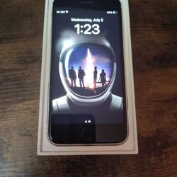  iPhone SE Cricket Wireless 