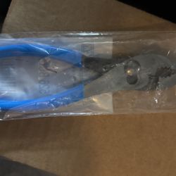 Pliers