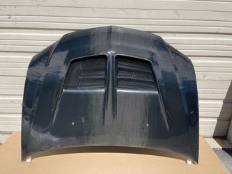 Brand New 2003 2004 2005 Mitsubishi Lancer EVO 8 EVO8 EVO 9 EVO9 VIS Racing VRS Style Carbon Fiber Vented Hood