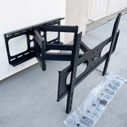 (New in box) $45 Full Motion TV Wall Mount Bracket 37-75 Inch TVs, Dual Arms Tilt Swivel Articulating Max 110lbs  