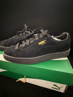 ma Suede Classic XXI All-Black Youth Sneakers – Size 5.5C