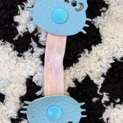 Hello Kitty Wire Holder