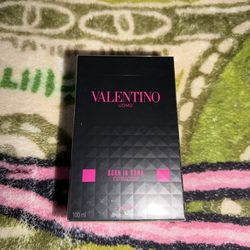 Valentino Born In Roma ExtraDose