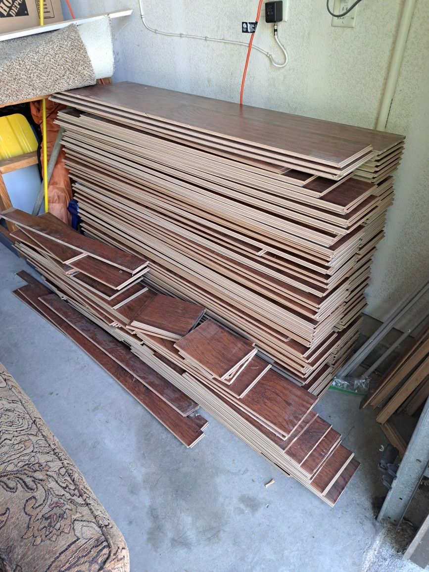 Laminate FLOORING for Sale in Corona, CA OfferUp