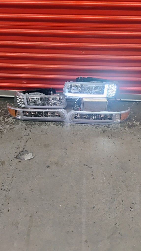 LED Chrome Headlights for 1500 Chevy Silverado 1999_2002