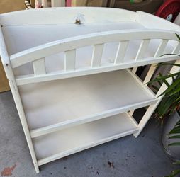 Baby changing table