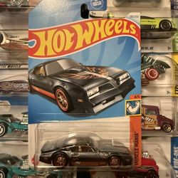 Hot Wheels 77 Pontiac Firebird Super Treasure Hunt
