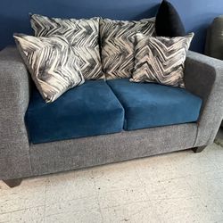 Love Seat 