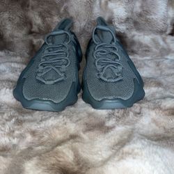 Yeezy 450