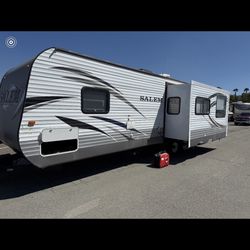 2014 Salem 26 Foot Slideout Jump a quick shower and just put this clothes