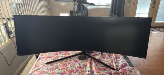 Ultra wide gaming monitor