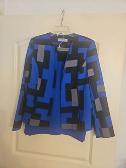 Women 2pieces outfit. Brand Kasper in like New Condition Size 12. $10