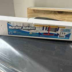 Educational Insights Number Balance T-Shaped Scale & Weights Grade K & Up STEAM
