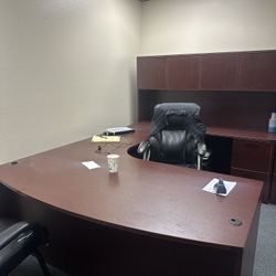 Executive Desk L Shape 72”x84” Mahogany 