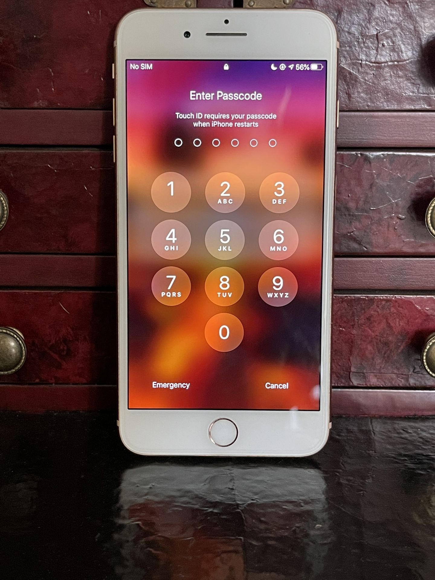 I Phone 8 /Rose Gold (lSIM LOCKED) iPhone In Great Shape