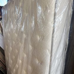 Full Mattress ONLY DISPLAY MODEL