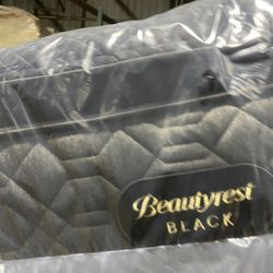 Mattrress Beautyres Black Series 3 Pillow Top Firm King Size Brand New
