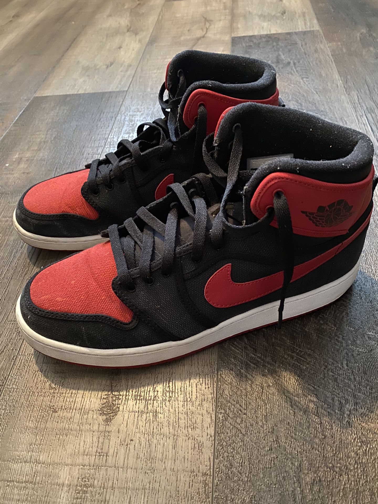 Red Jordan 1’s