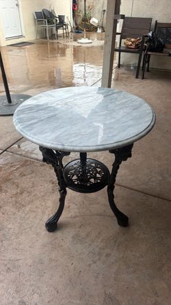 Marmol side table