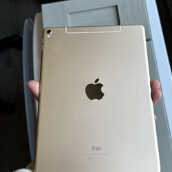 Apple iPad Pro 128GB Unlocked Wi-Fi + Cellular 