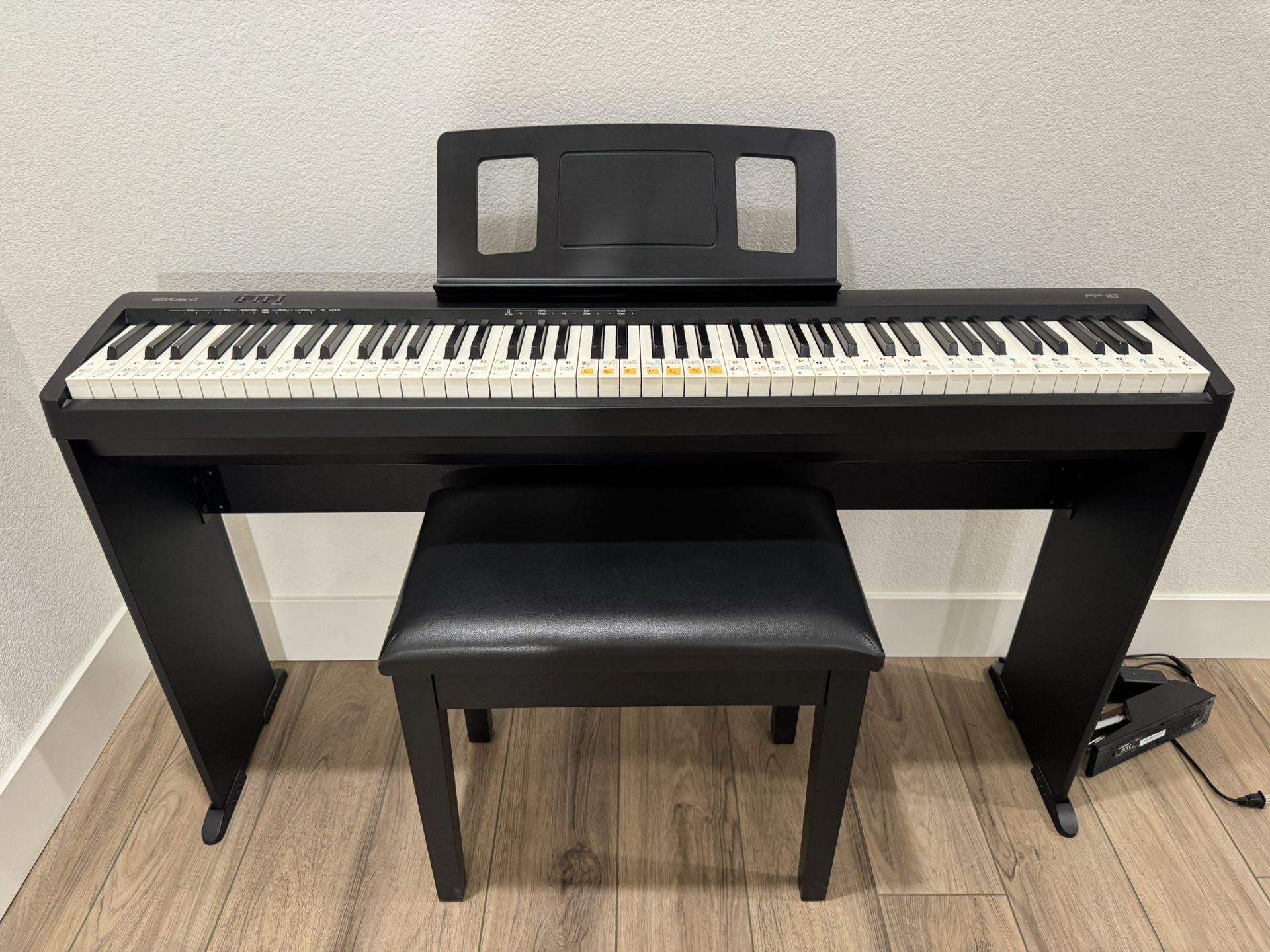 Roland FP-10 Digital Piano Keyboard