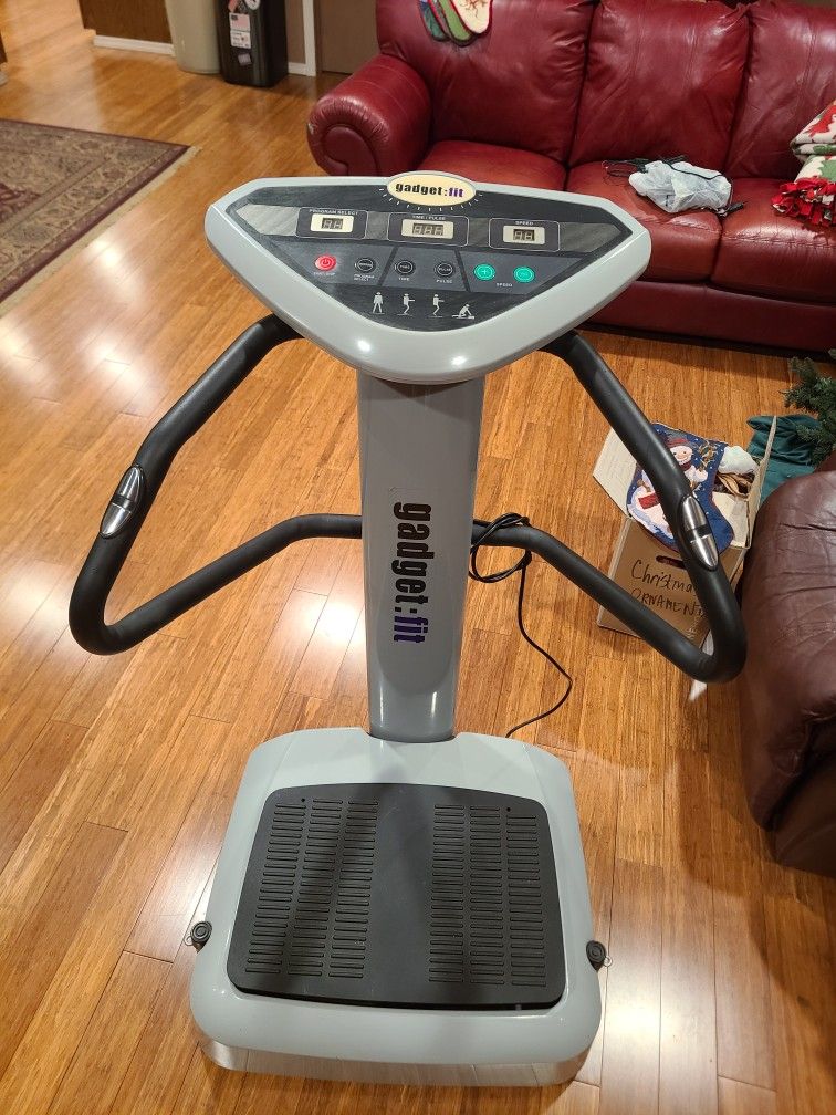 Gadget Fit Vibration Plate Exerciser $140 In Auburn By Hwy18