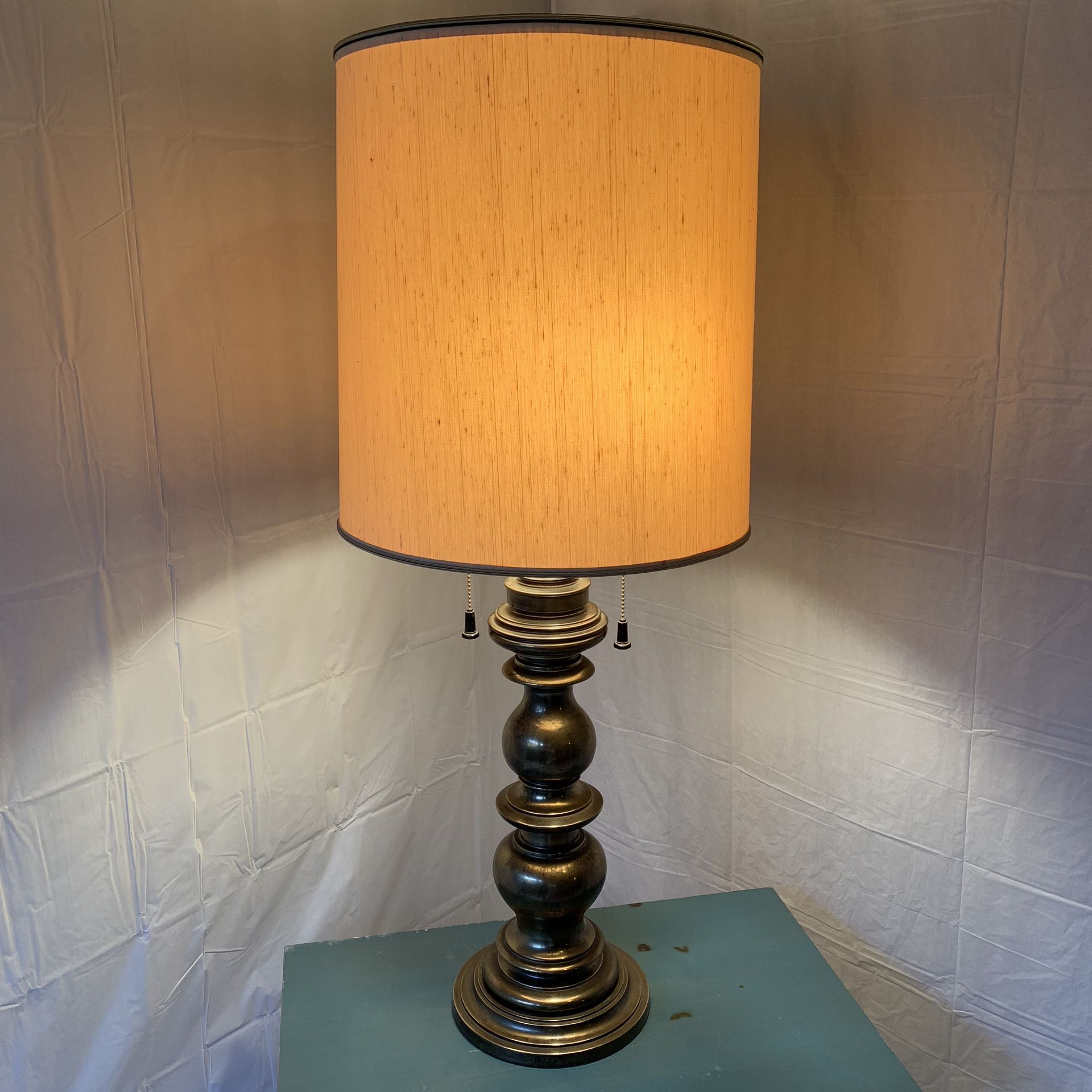 Mid century Solid brass stiffel double lights lamp very rare