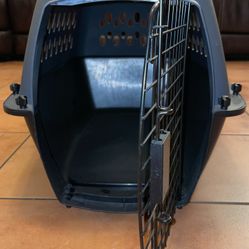 Pet Porter 24” Up to 20 LB - New