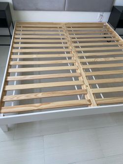 New king size wood bed frame