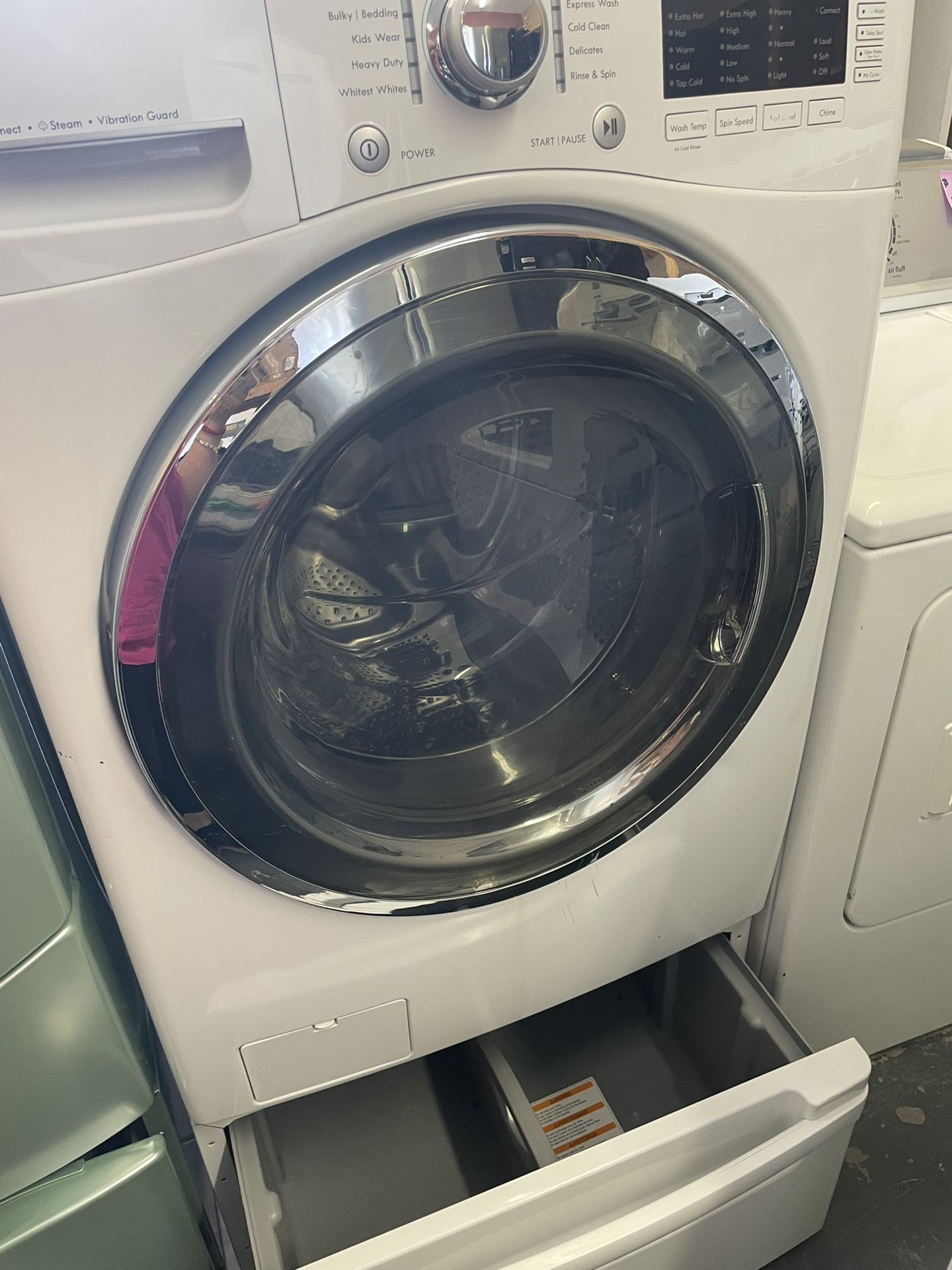 Kenmore * Connect Front Load Washer With pedestal 