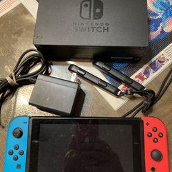 Nintendo Switch 